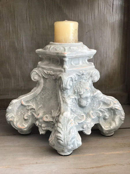 Cu. Candelabro renaissance